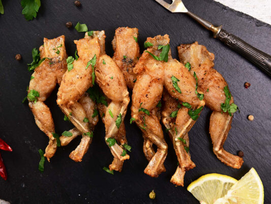 Frogs, Legs 8-12 pairs, in a 1 kg pack - Kezie Foods