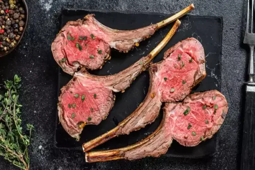 Lamb, Cutlets, 2 in a 220g pack