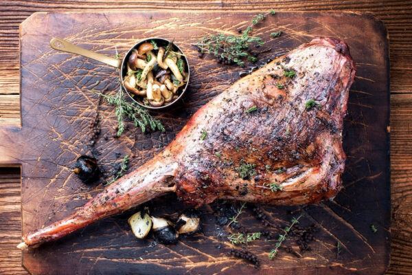 Lamb, Shoulder Bone in, 1 in a 1 kilo pack