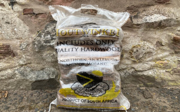 Braai Logs, South African Kameeldoring Wood, 10kg Bag